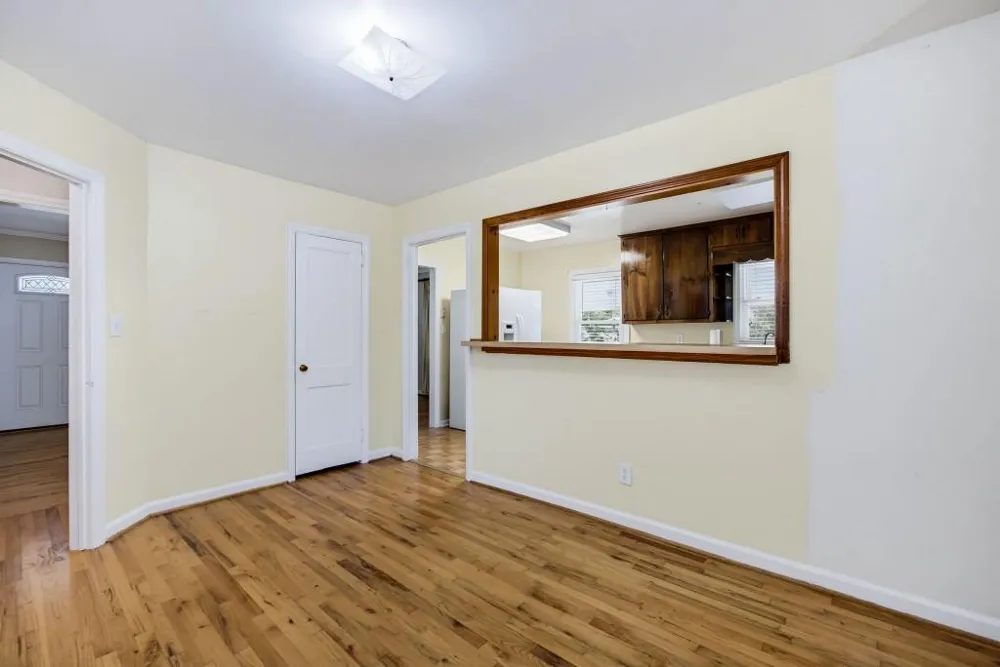 1024 Oakdale Drive SE Smyrna, GA 30080