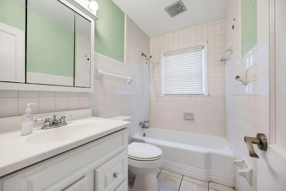 1024 Oakdale Drive SE Smyrna, GA 30080