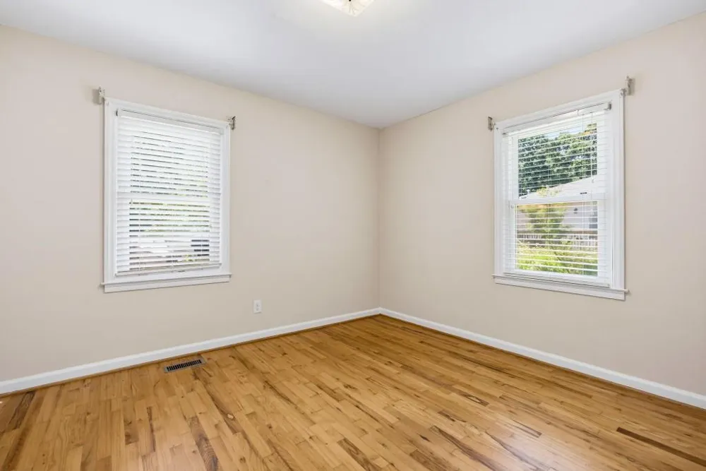 1024 Oakdale Drive SE Smyrna, GA 30080