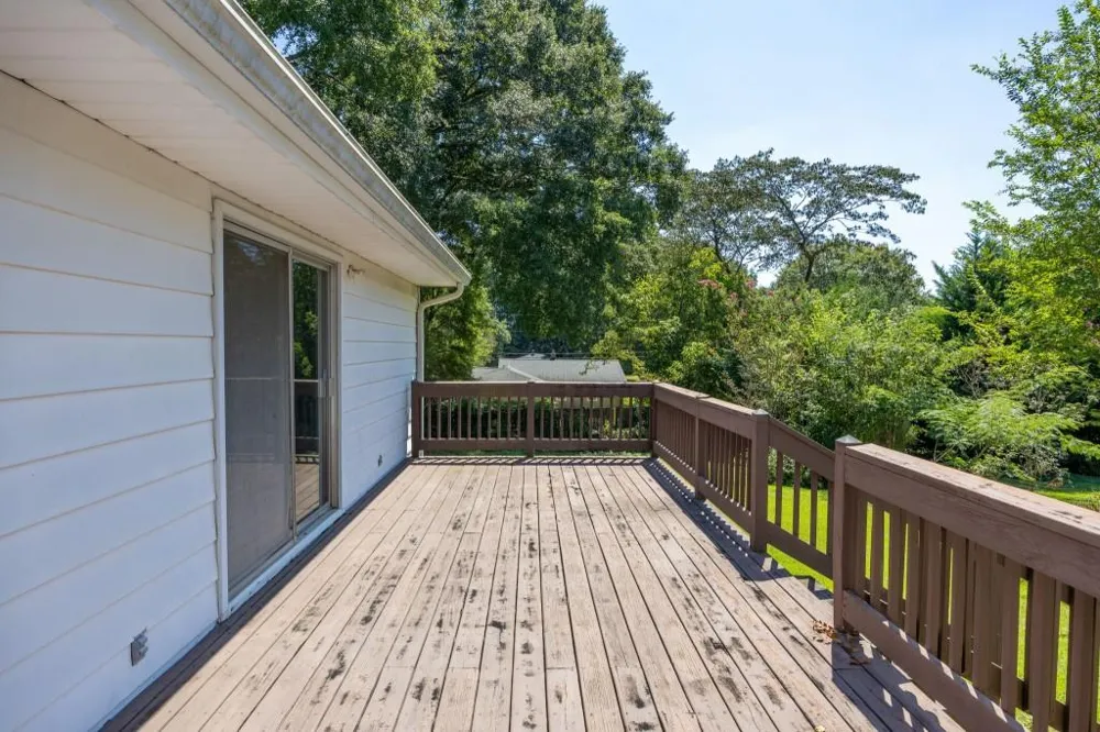 1024 Oakdale Drive SE Smyrna, GA 30080