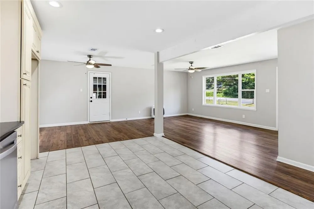 354 Pine Valley Road Powder Springs, GA 30127