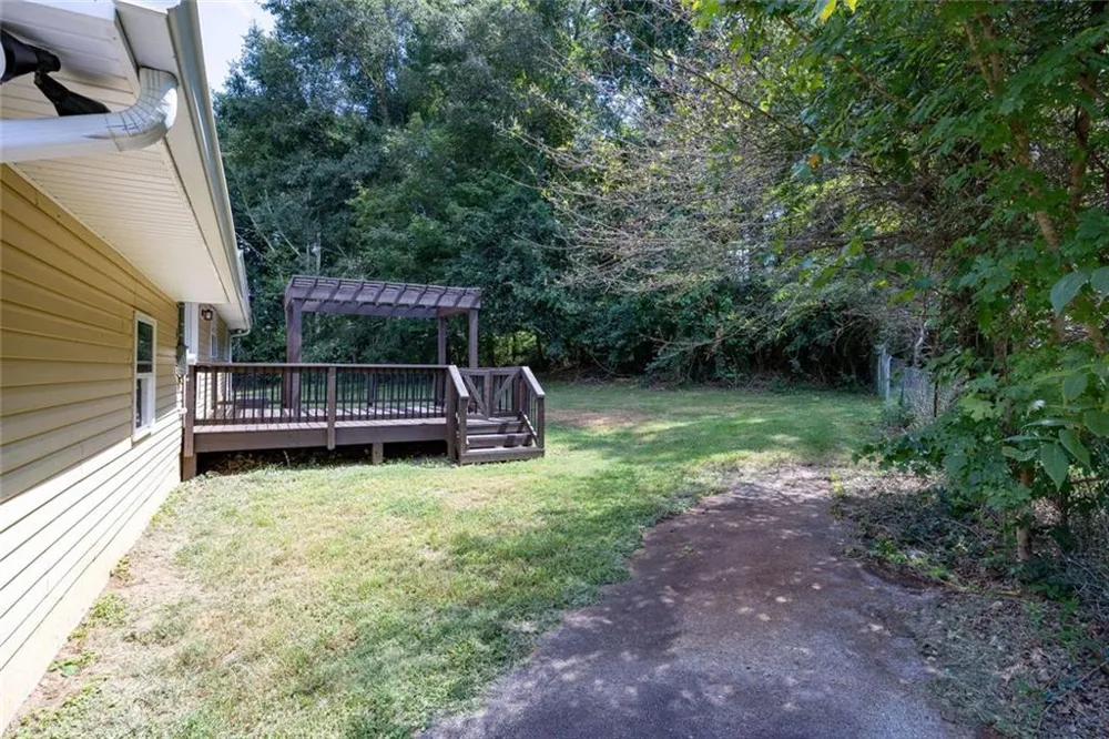 354 Pine Valley Road Powder Springs, GA 30127