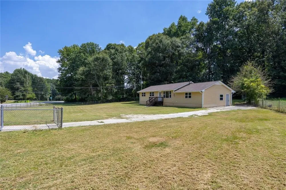 354 Pine Valley Road Powder Springs, GA 30127