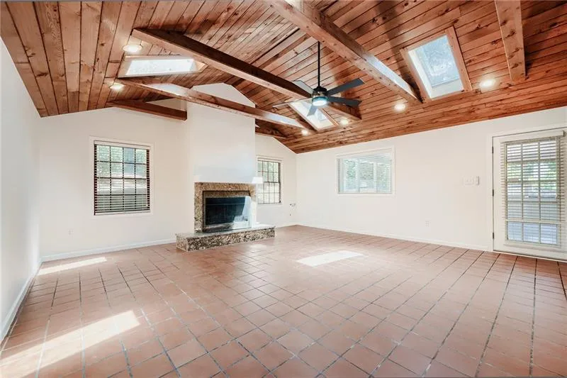 1278 Fairhill Lane Brookhaven, GA 30319
