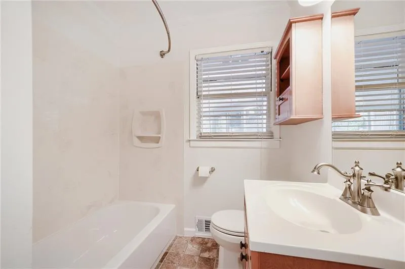 1278 Fairhill Lane Brookhaven, GA 30319