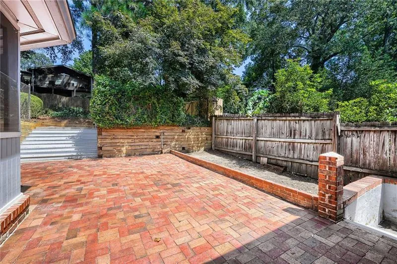 1278 Fairhill Lane Brookhaven, GA 30319