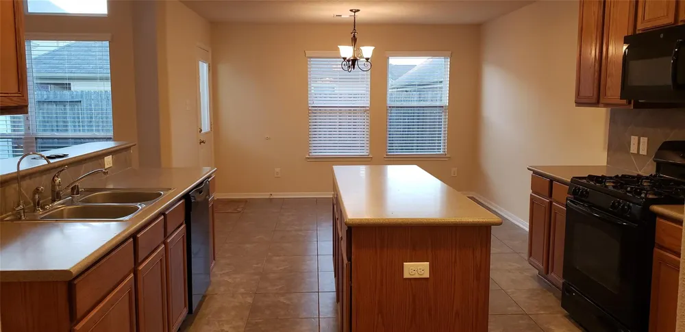 9923 Yearling Place Conroe, TX 77385