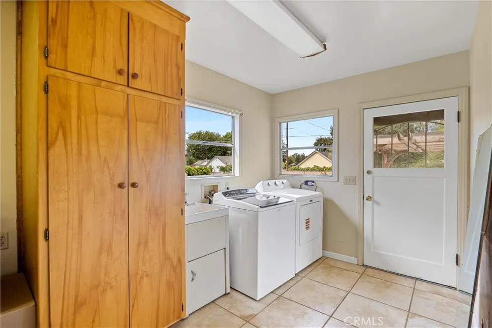 319 S Merrill Avenue Willows, CA 95988