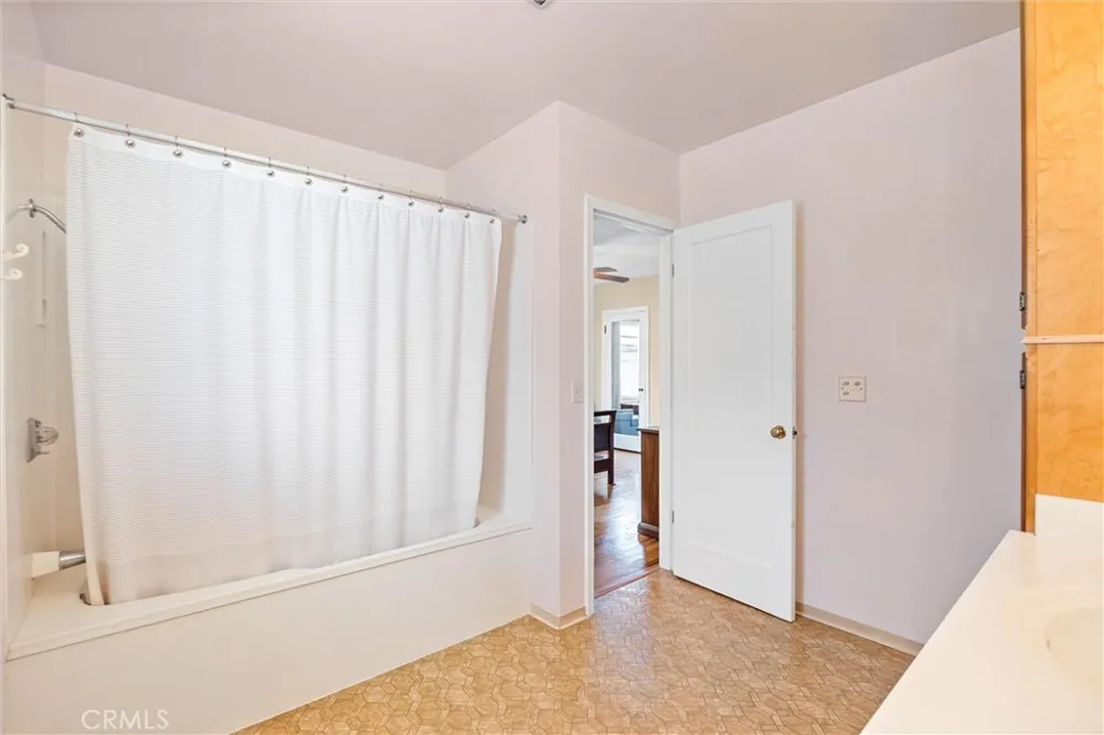 319 S Merrill Avenue Willows, CA 95988
