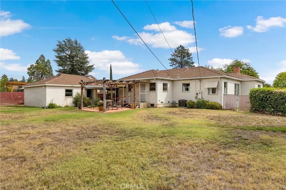 319 S Merrill Avenue Willows, CA 95988