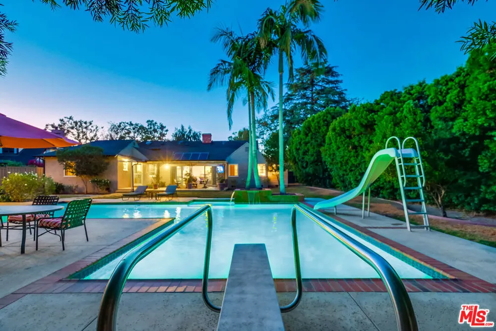 12642 Otsego Street Valley Village, CA 91607