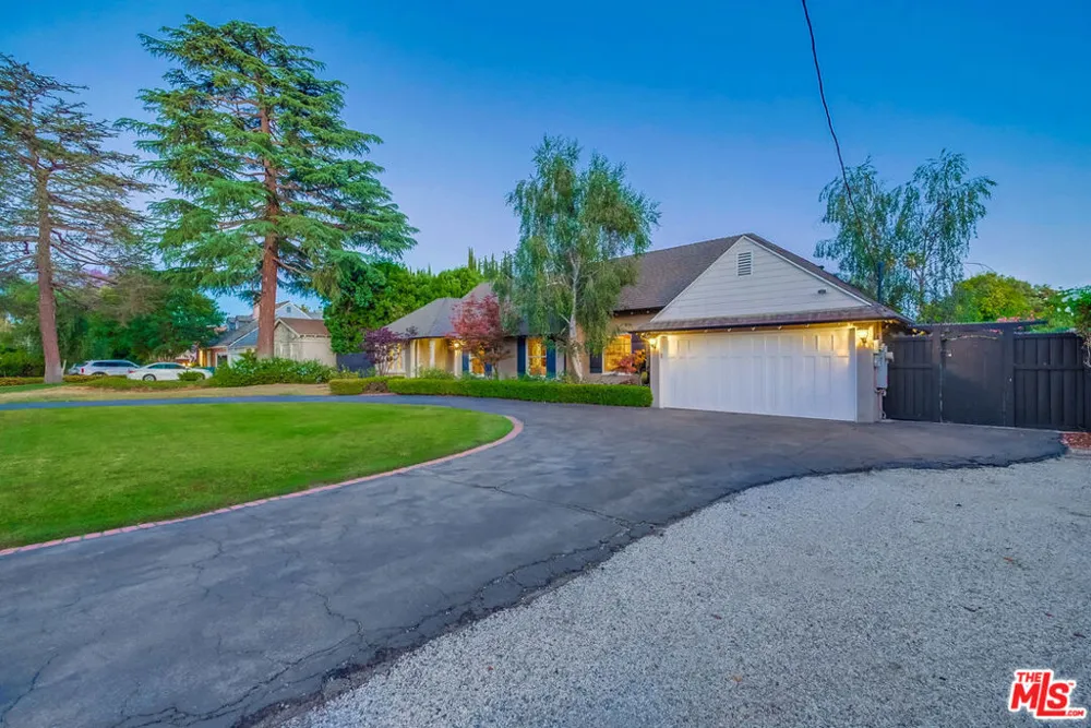 12642 Otsego Street Valley Village, CA 91607