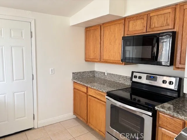 8124 Peach Avenue California City, CA 93505