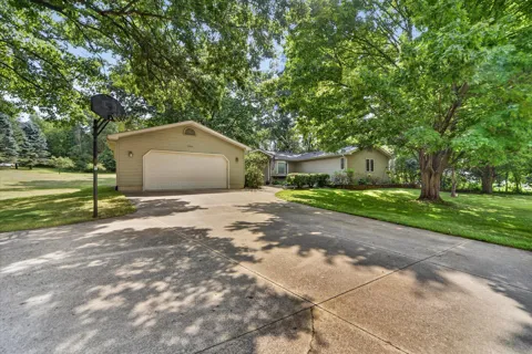 17334 10 Mile Road