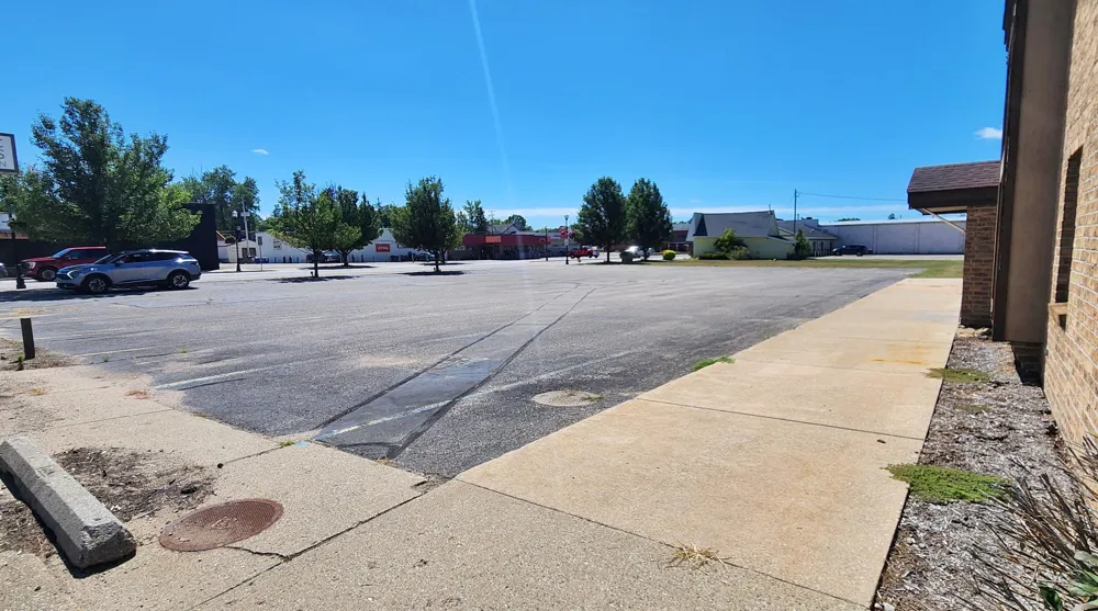 1199 E Wilcox Avenue White Cloud, MI 49349