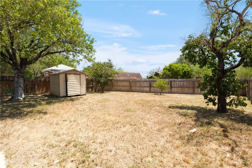 2820 27th Lane McAllen, TX 78501