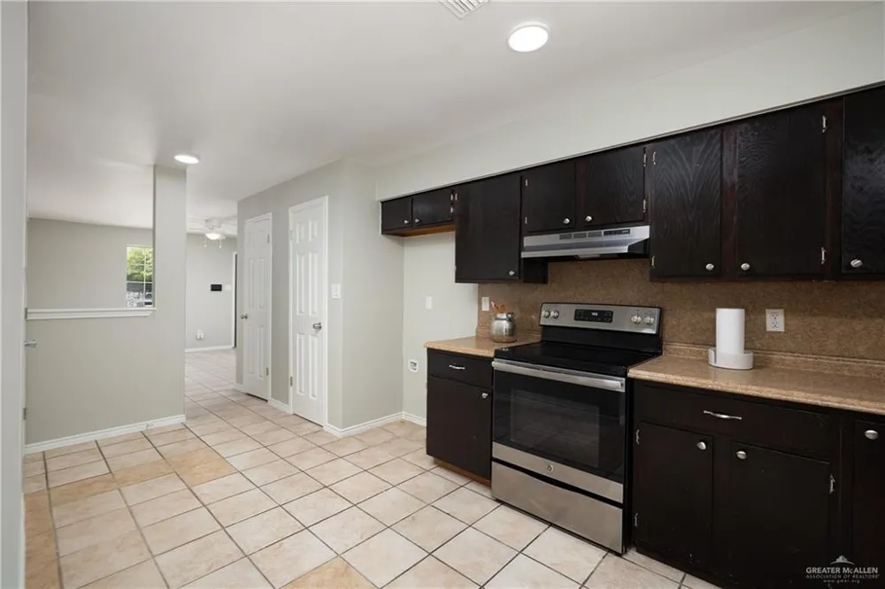2820 27th Lane McAllen, TX 78501