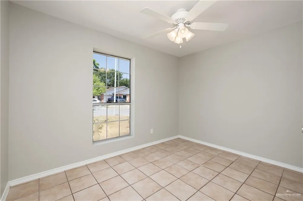 2820 27th Lane McAllen, TX 78501