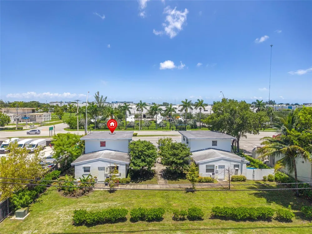 3740 W Hallandale Beach Blvd Hollywood, FL 33023