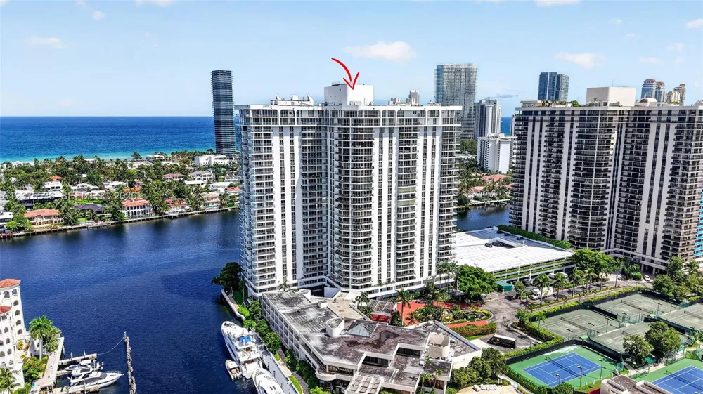 19707 Turnberry Way #22A Aventura, FL 33180