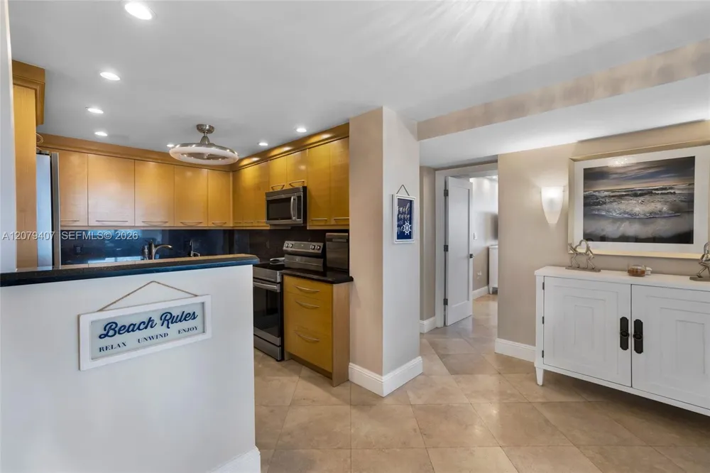 1985 S Ocean Dr #10E Hallandale Beach, FL 33009