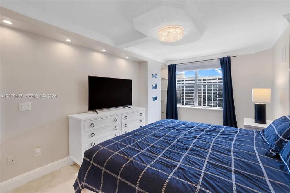 1985 S Ocean Dr #10E Hallandale Beach, FL 33009