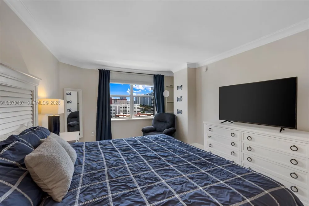 1985 S Ocean Dr #10E Hallandale Beach, FL 33009