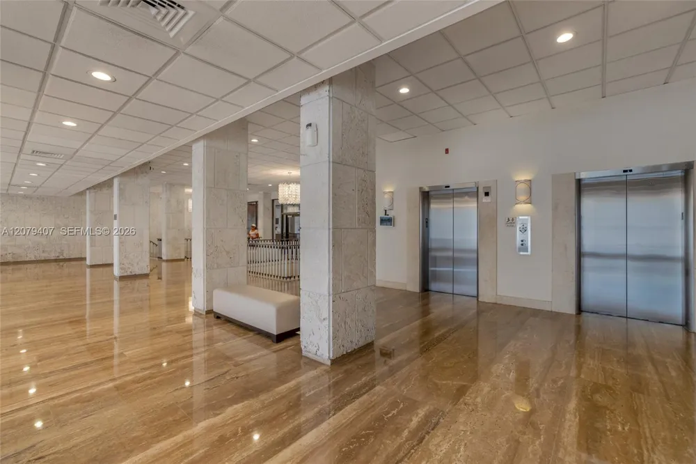 1985 S Ocean Dr #10E Hallandale Beach, FL 33009