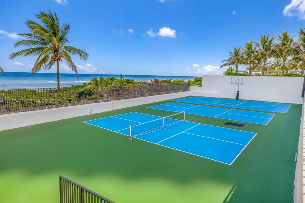 1985 S Ocean Dr #10E Hallandale Beach, FL 33009