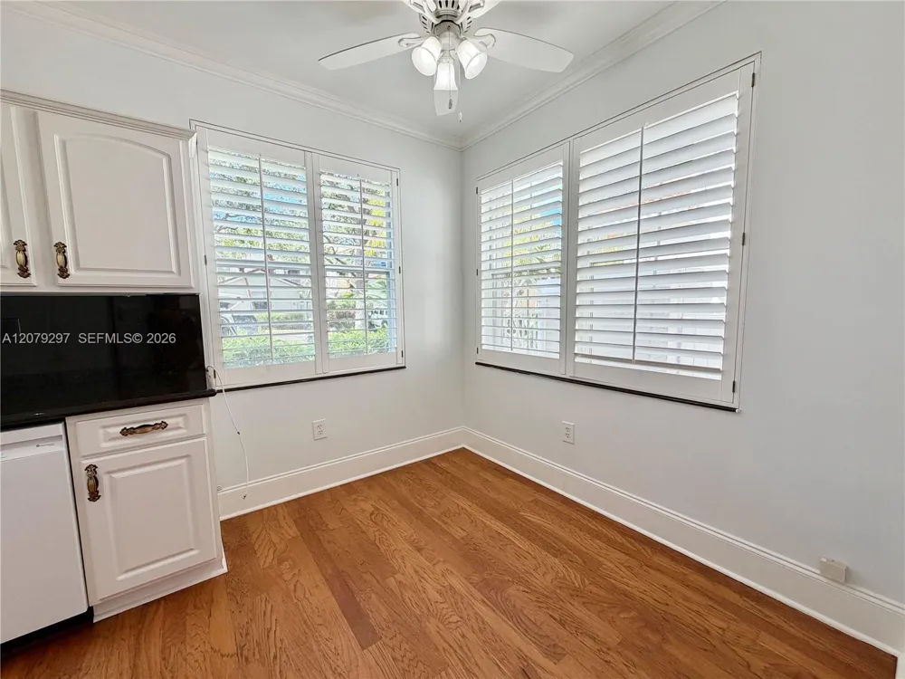1135 Cliffrose St Hollywood, FL 33019
