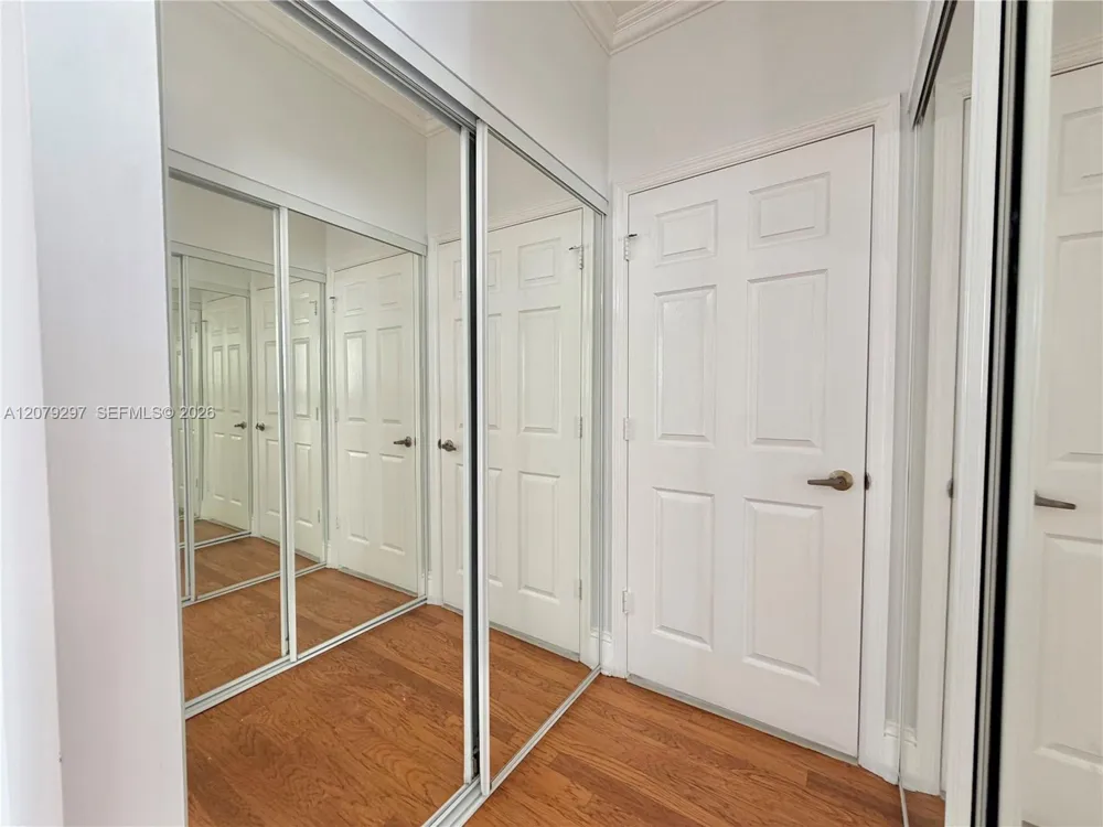 1135 Cliffrose St Hollywood, FL 33019