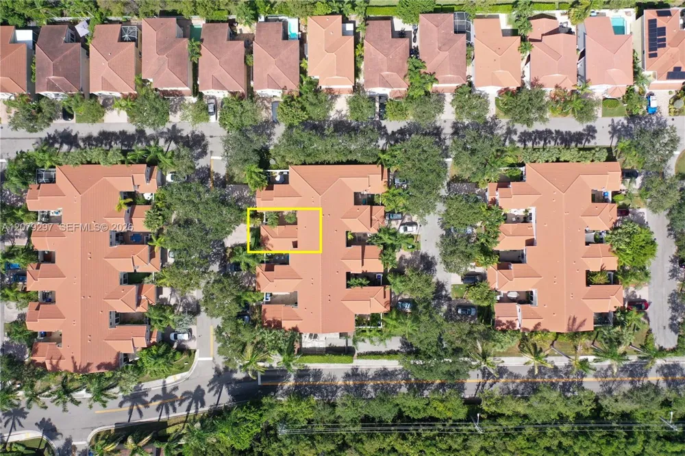 1135 Cliffrose St Hollywood, FL 33019