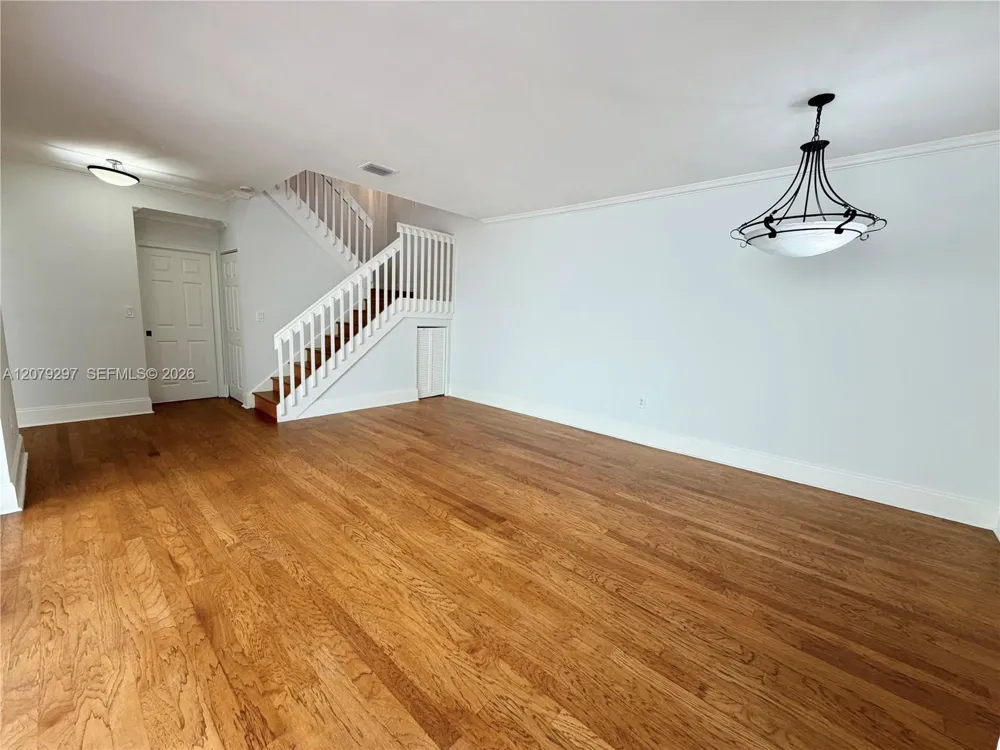 1135 Cliffrose St Hollywood, FL 33019
