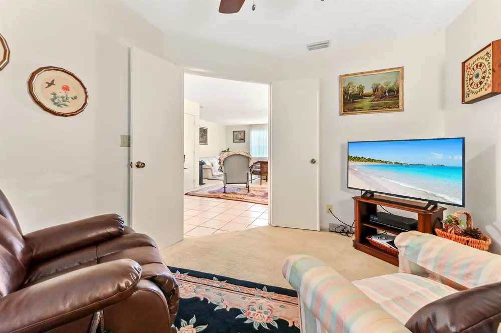 3385 Jog Park Drive 