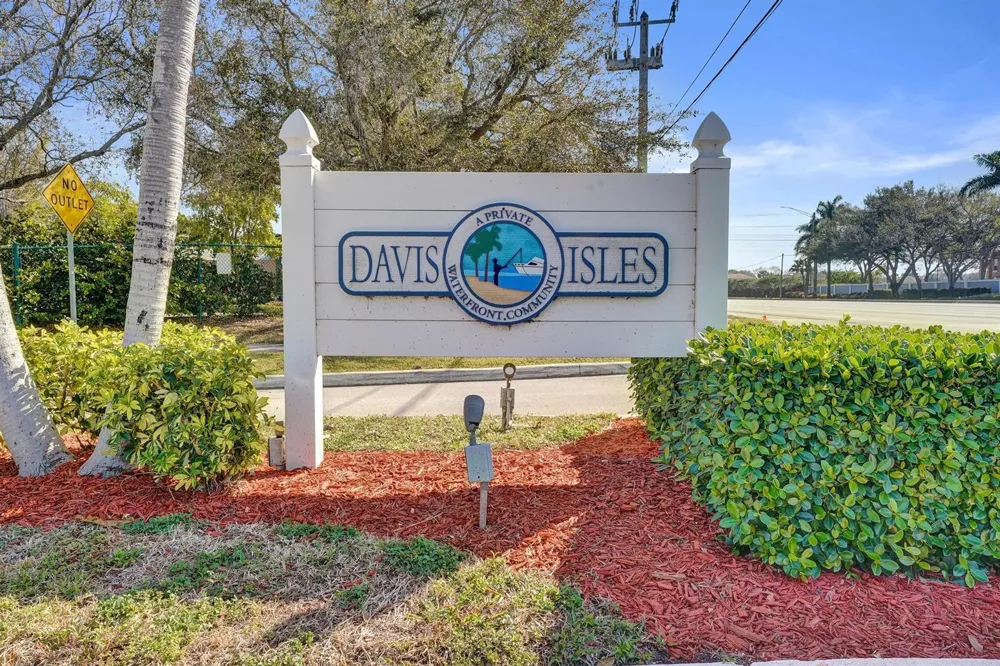 4417 SW 38th Terrace Fort Lauderdale, FL 33312