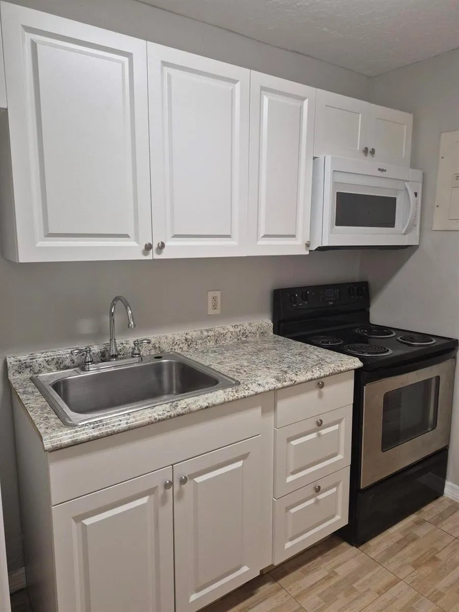 609 20TH STREET #D West Palm Beach, FL 33407