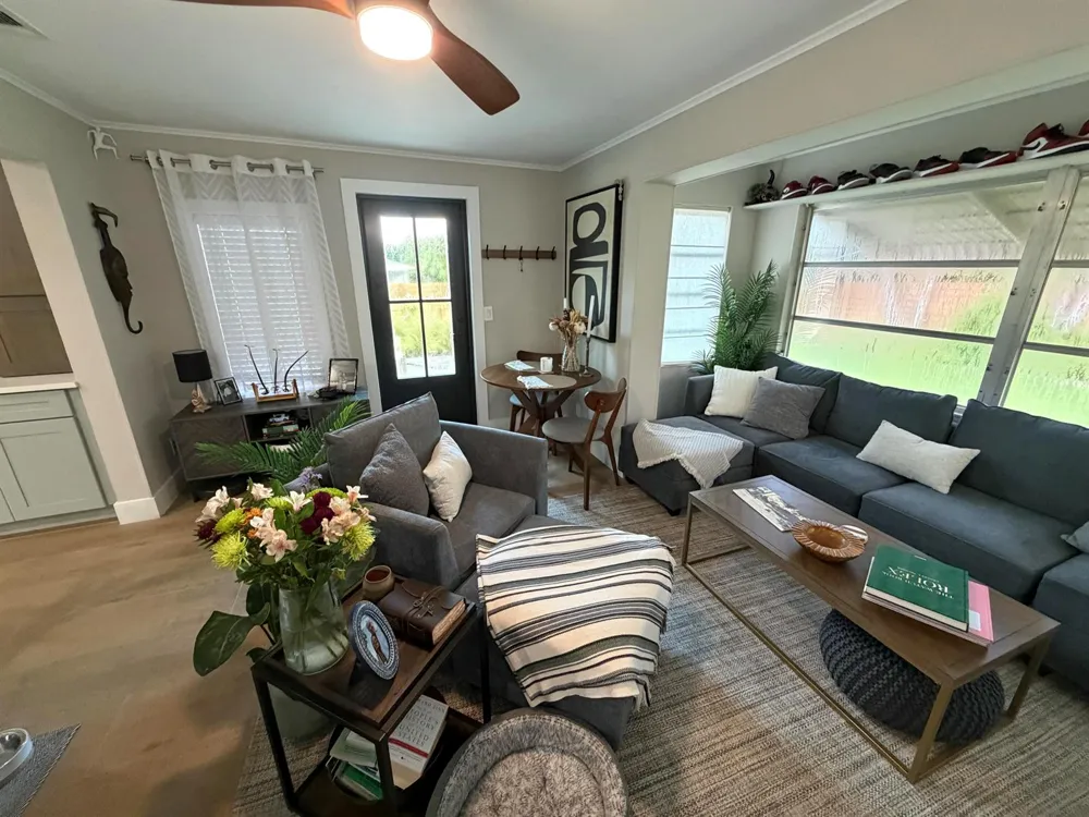 351 MARS AVENUE Tequesta, FL 33469