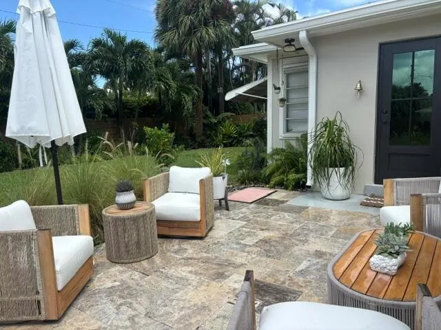 351 MARS AVENUE Tequesta, FL 33469