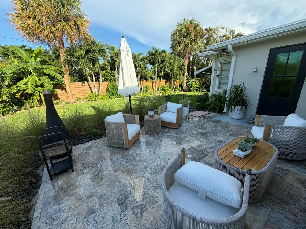 351 MARS AVENUE Tequesta, FL 33469