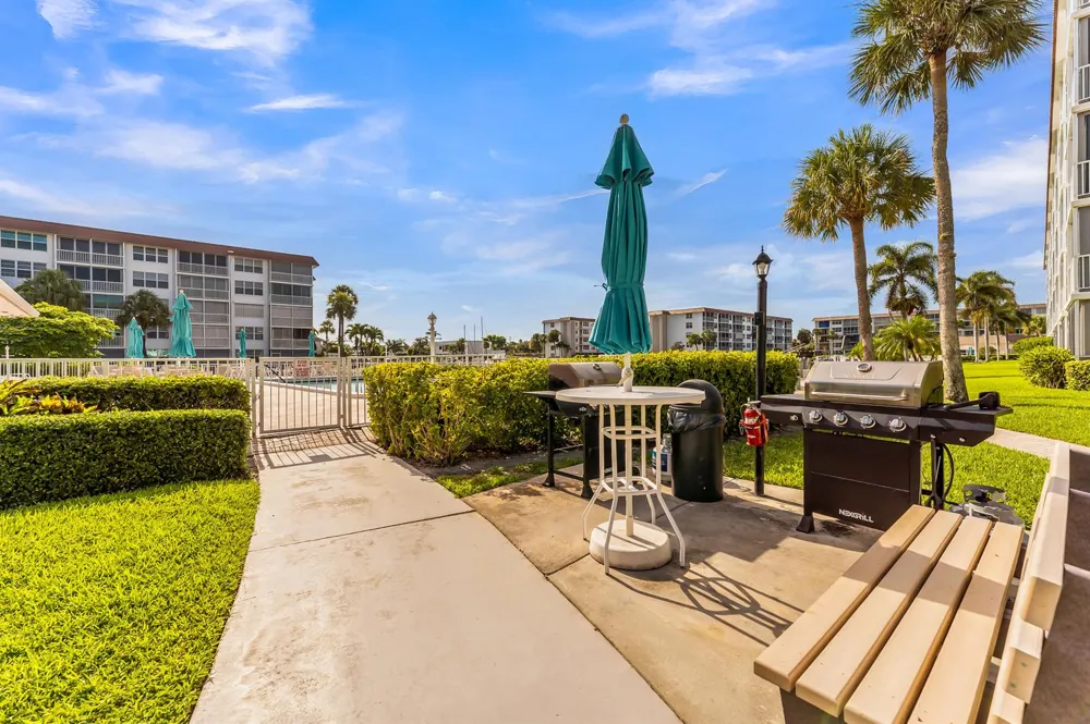 931 Gardenia Drive #269 Delray Beach, FL 33483