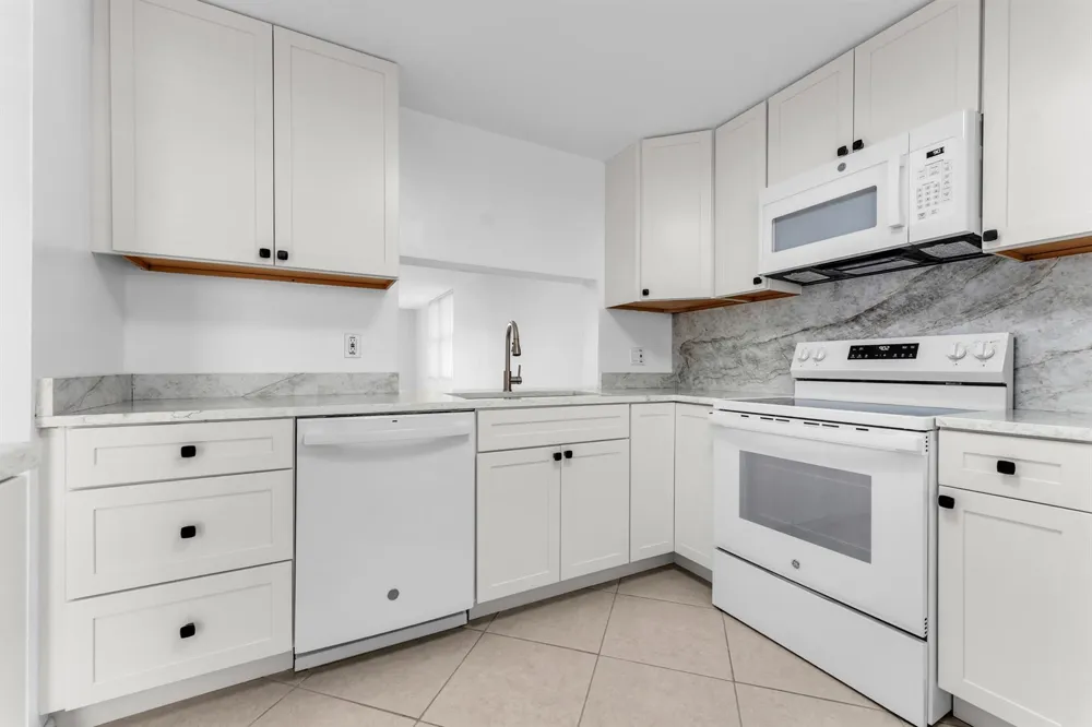931 Gardenia Drive #269 Delray Beach, FL 33483