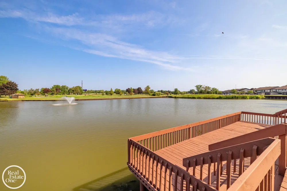 403 Country Club Drive St Clair Shores City, MI 48082