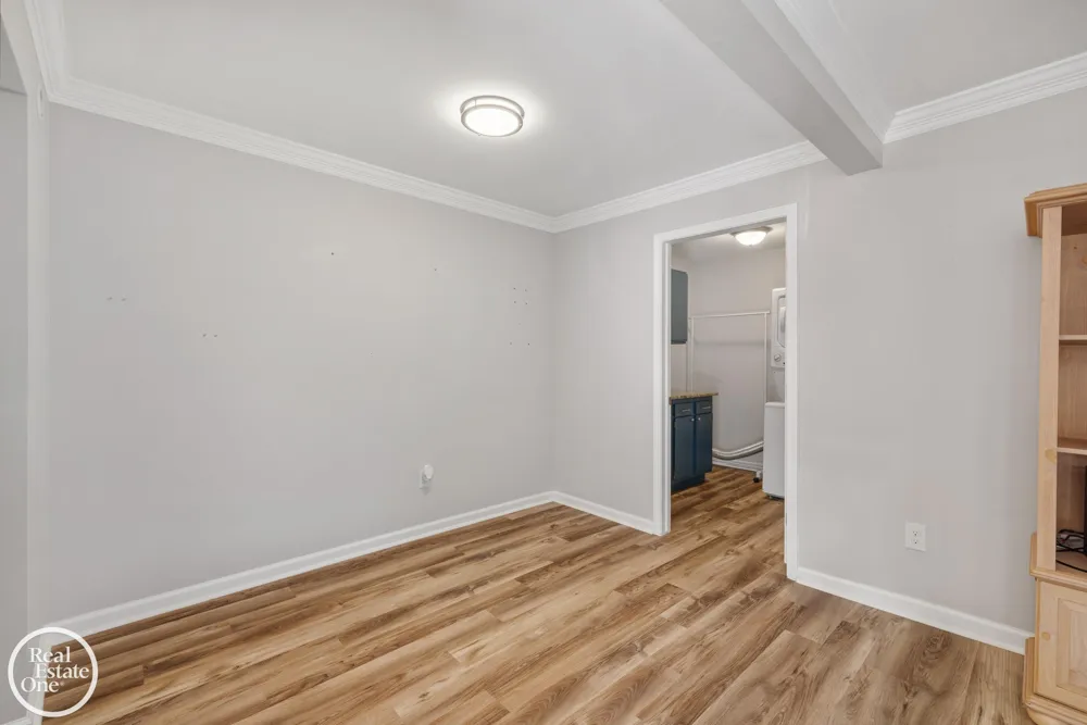 403 Country Club Drive St Clair Shores City, MI 48082