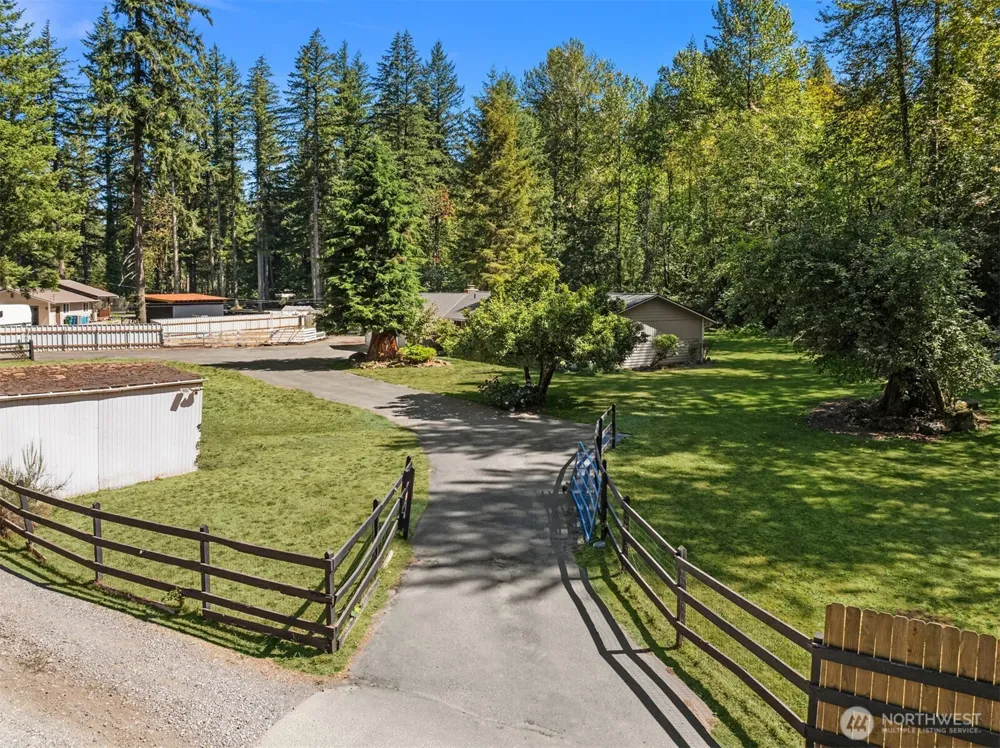 28444 Retreat Kanaskat Road SE Ravensdale, WA 98051