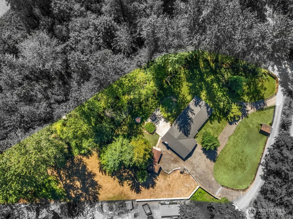 28444 Retreat Kanaskat Road SE Ravensdale, WA 98051