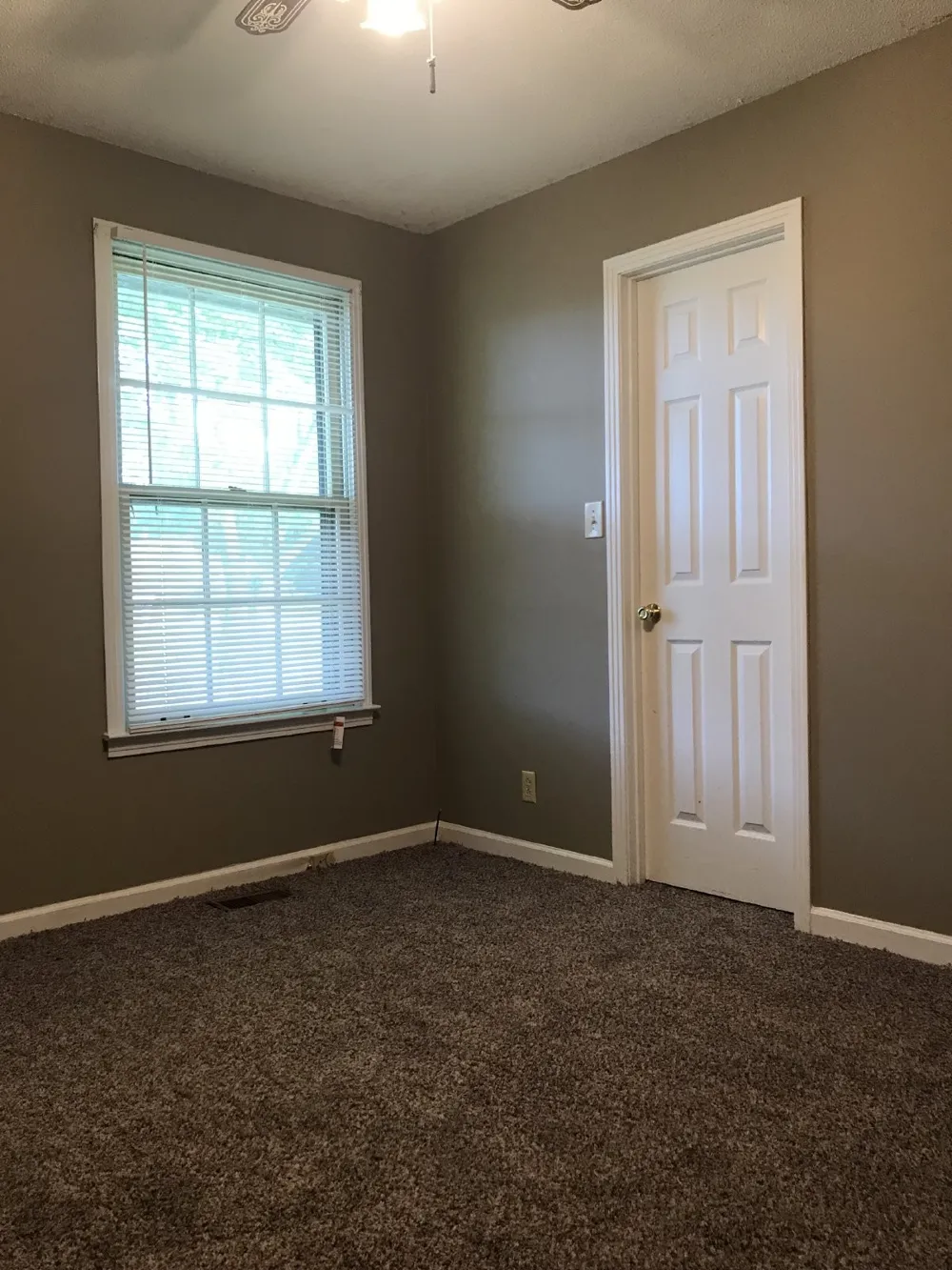 208 Northwood Terrace Clarksville, TN 37042