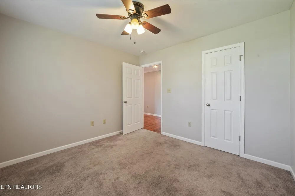1006 Stones Throw Lane Sevierville, TN 37876
