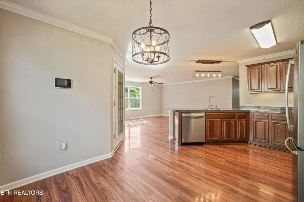 1006 Stones Throw Lane Sevierville, TN 37876