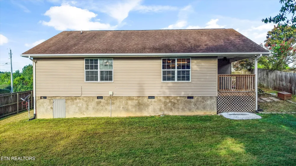 1006 Stones Throw Lane Sevierville, TN 37876