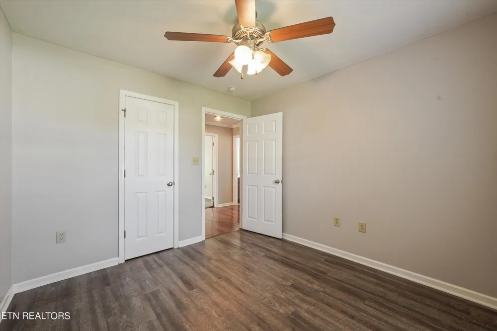 1006 Stones Throw Lane Sevierville, TN 37876